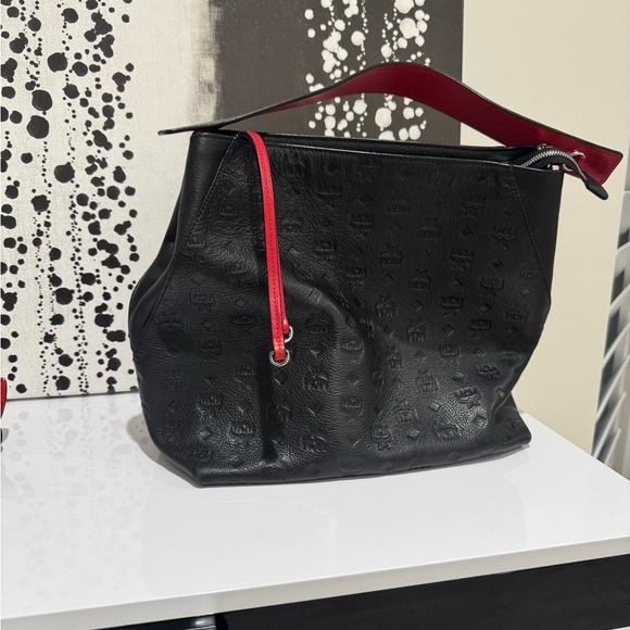 MCM Black and Red Shoulder Bag - Picture 2 of 7